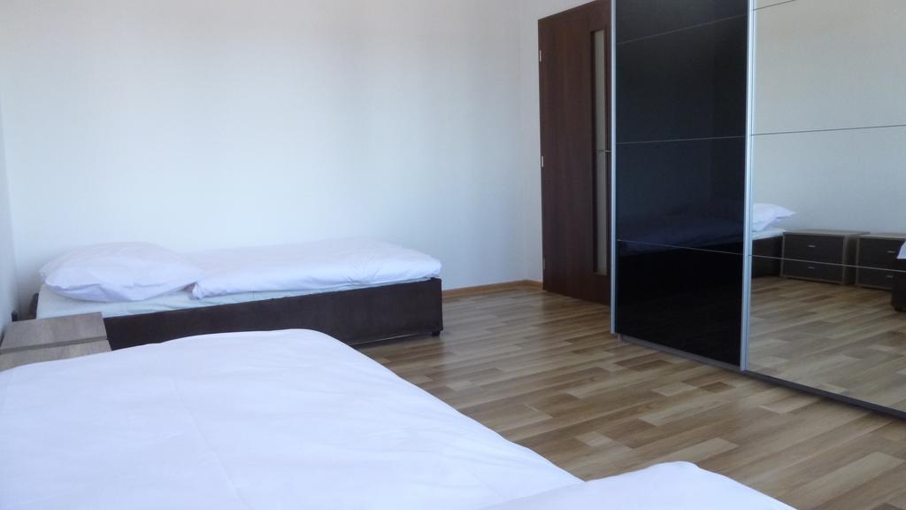 Apartmanovy Byt Pri Zubacke Štrba Rum bild