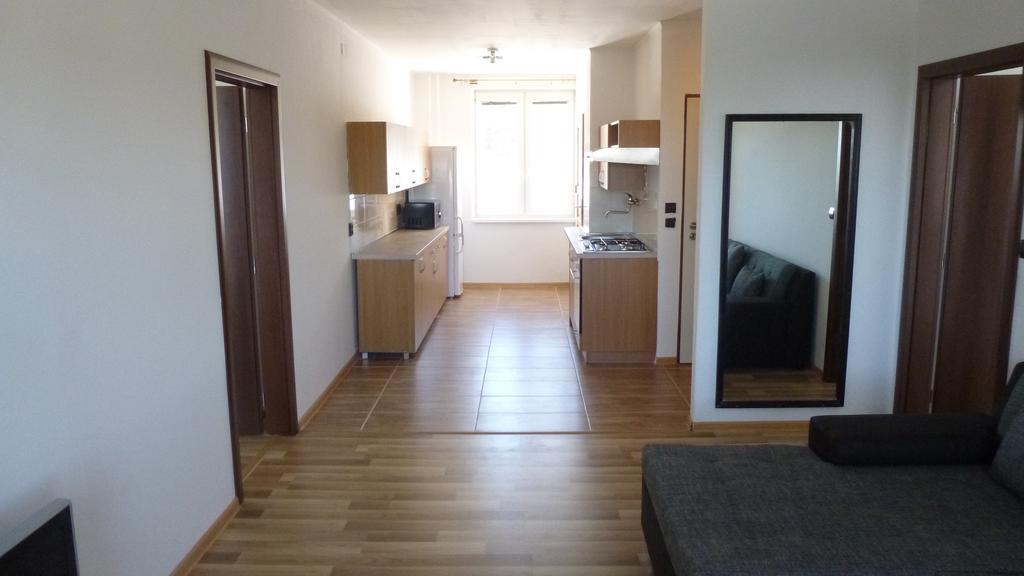 Apartmanovy Byt Pri Zubacke Štrba Rum bild